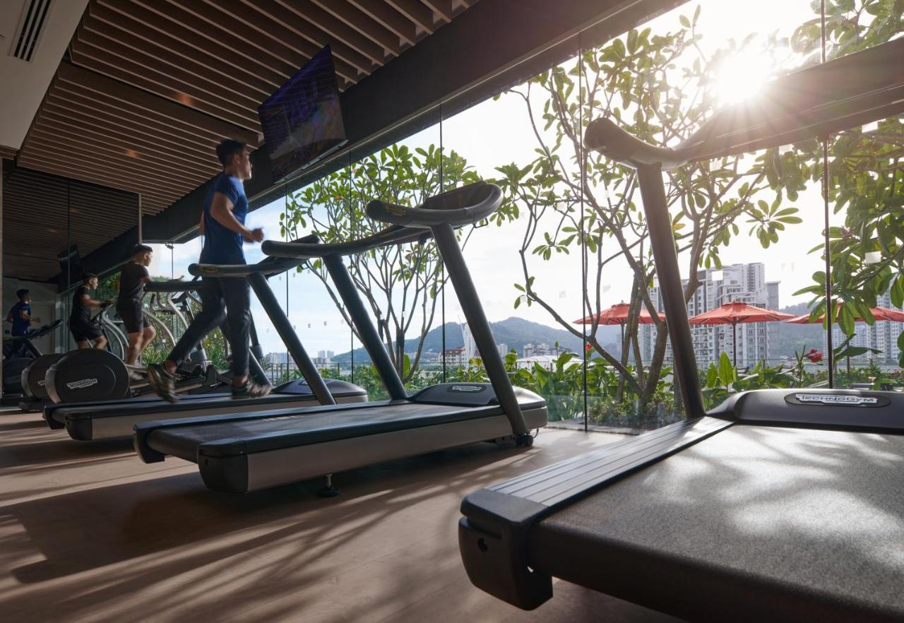峇六拜 Amari Spice Penang酒店 外观 照片 The gym at The Park